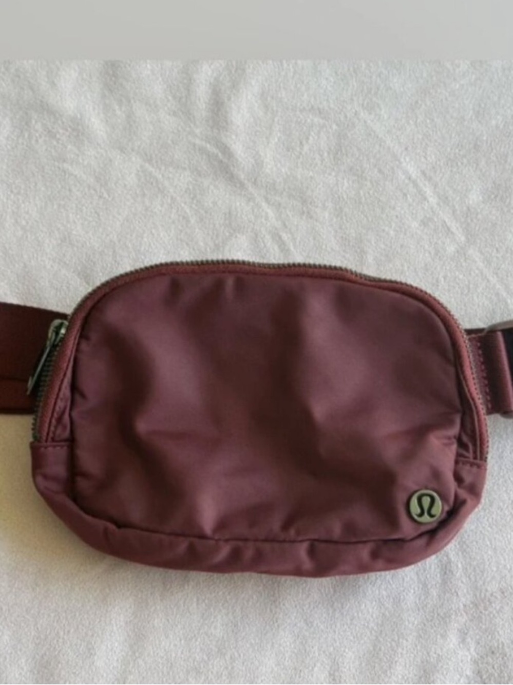 RARE OG Metal Zipper Lululemon Everywhere Belt Bag 1L Mulled Wine Savannah